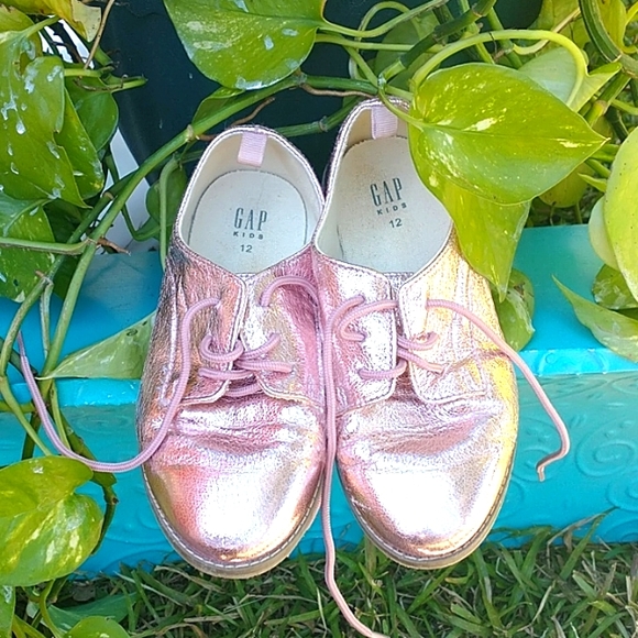 Metallic pink leather oxfords - Picture 2 of 7